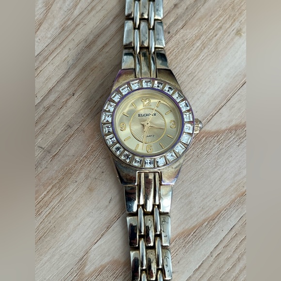 Elgin II Ladies Watch Crystals Gold Tone Purple Case and Gold Tone Dial - Picture 3 of 10